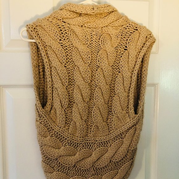 BEBE TAN CHUNKY CROCHET KNIT OPEN FRONT SWEATER WITH ROUNDED BACK SIZ… - Picture 5 of 7